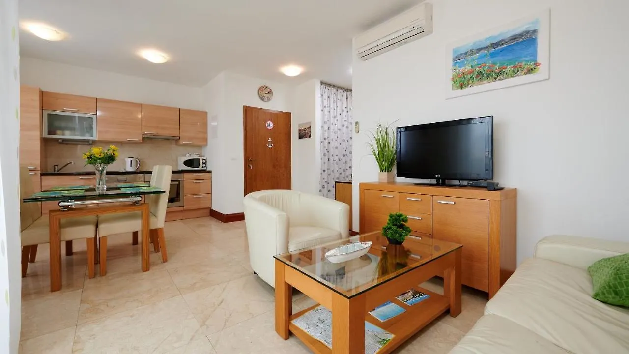 Apartment Clementin  Slatine