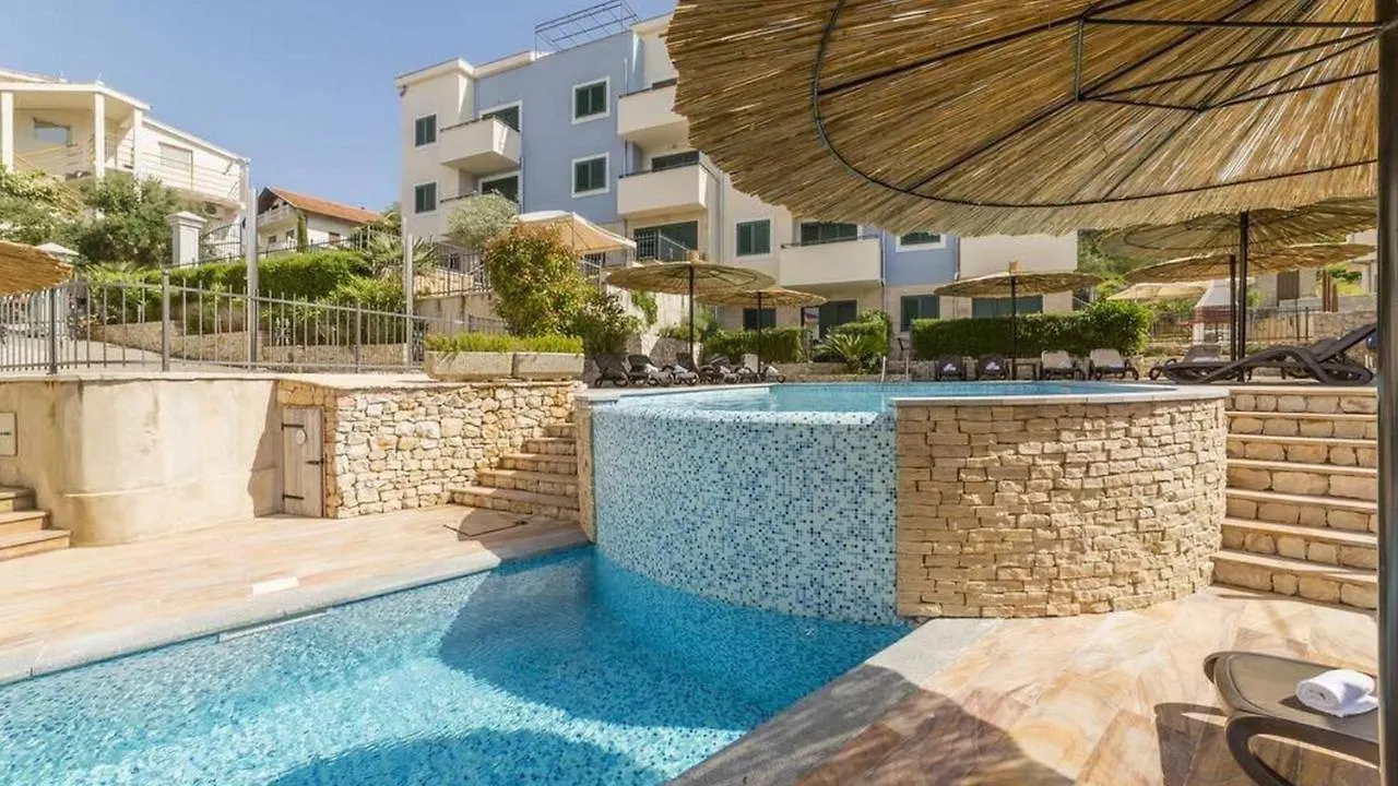 Apartment Clementin Slatine